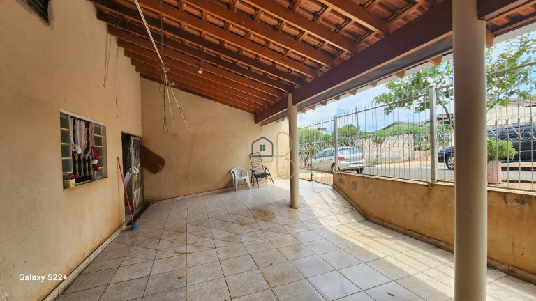 Imagem Casa com 2 Quartos à Venda, 170 m² em João Paz - Londrina Imagem Casa com 2 Quartos à Venda, 170 m² em João Paz - Londrina