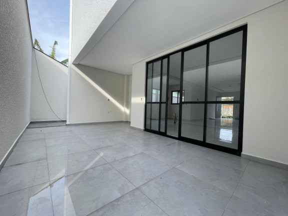 Imagem Casa com 3 Quartos à Venda, 150 m² em São João Do Rio Vermelho - Florianópolis Imagem Casa com 3 Quartos à Venda, 150 m² em São João Do Rio Vermelho - Florianópolis