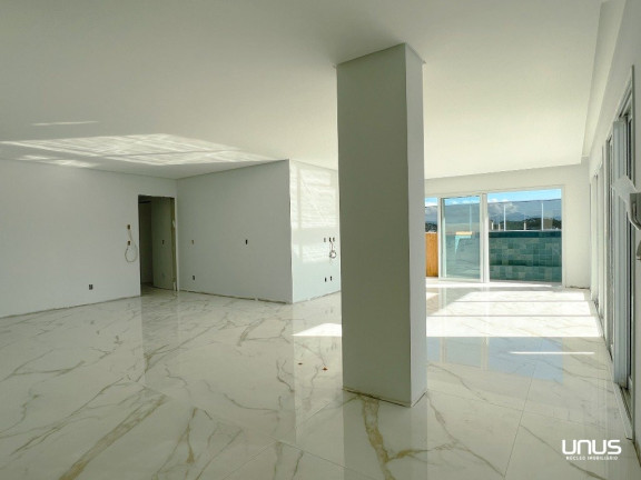 Imagem Cobertura com 3 Quartos à Venda, 377 m² em Kobrasol - São José