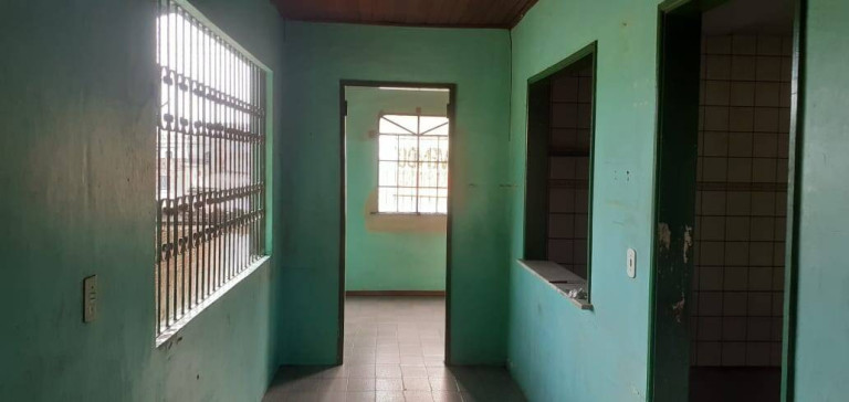 Imagem Casa com 3 Quartos à Venda, em São Jorge - Manaus Imagem Casa com 3 Quartos à Venda, em São Jorge - Manaus