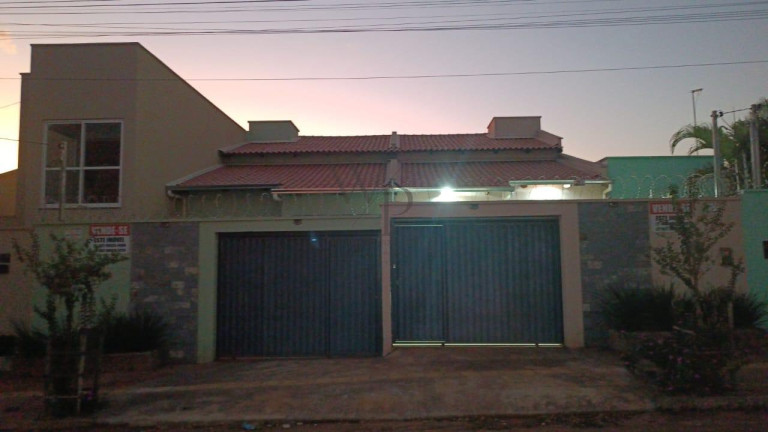 Casa com 3 Quartos à Venda, 96 m² em Residencial Alice Barbosa - Goiânia