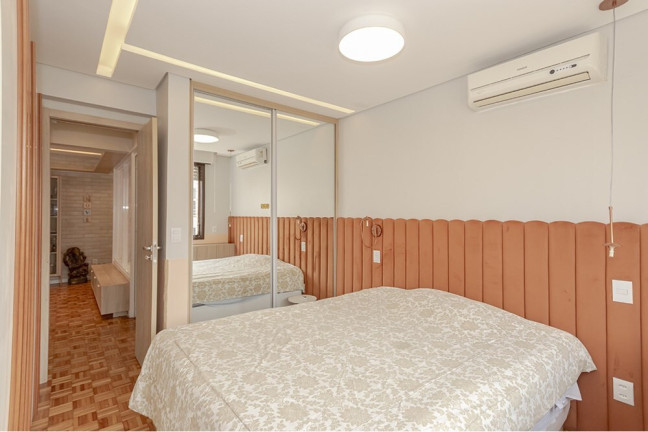 Imagem Apartamento com 2 Quartos à Venda, 74 m² em Higienópolis - Porto Alegre Imagem Apartamento com 2 Quartos à Venda, 74 m² em Higienópolis - Porto Alegre