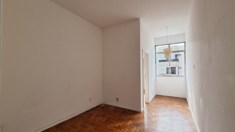 Imagem Apartamento com 1 Quarto à Venda, 38 m² em Jardim Guanabara - Rio De Janeiro
