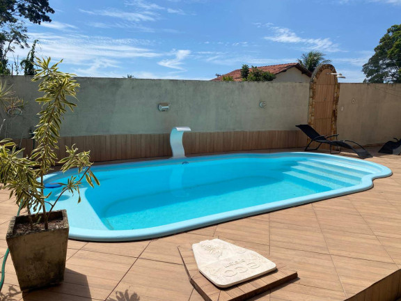 Imagem Casa com 4 Quartos à Venda, 132 m² em Ponte Dos Leites - Araruama Imagem Casa com 4 Quartos à Venda, 132 m² em Ponte Dos Leites - Araruama