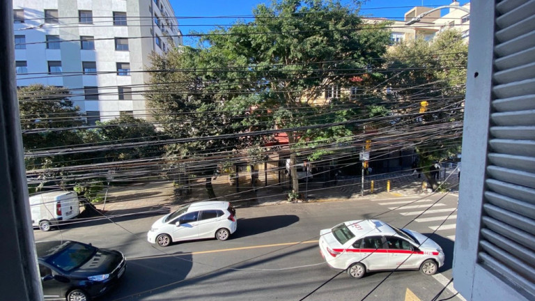 Imagem Casa com 4 Quartos à Venda, 102 m² em Farroupilha - Porto Alegre Imagem Casa com 4 Quartos à Venda, 102 m² em Farroupilha - Porto Alegre