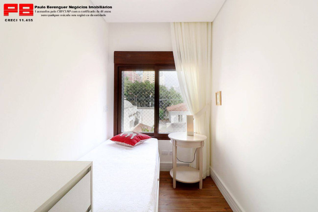 Imagem Sobrado com 3 Quartos à Venda, 250 m² em Vila Nova Conceição - São Paulo