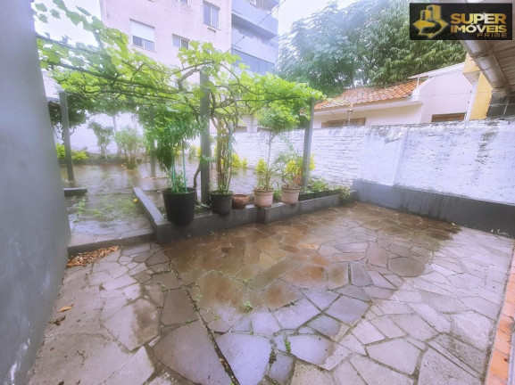 Imagem Casa com 3 Quartos à Venda, 285 m² em Centro - Pelotas Imagem Casa com 3 Quartos à Venda, 285 m² em Centro - Pelotas