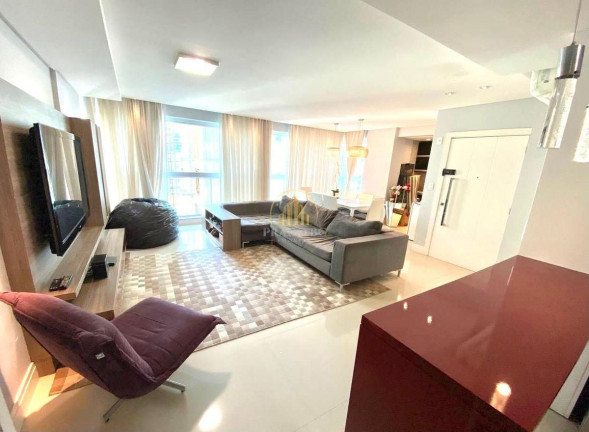 Imagem Apartamento com 4 Quartos à Venda, 281 m² em Centro - Balneário Camboriú Imagem Apartamento com 4 Quartos à Venda, 281 m² em Centro - Balneário Camboriú