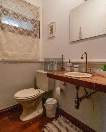 Imagem Casa com 4 Quartos à Venda, 319 m² em Alphaville - Santana De Parnaíba Imagem Casa com 4 Quartos à Venda, 319 m² em Alphaville - Santana De Parnaíba