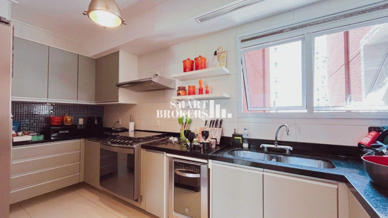 Imagem Apartamento com 3 Quartos à Venda, 226 m² em Moema - São Paulo
