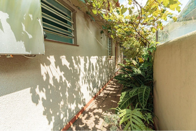 Imagem Casa com 3 Quartos à Venda, 186 m² em Passo Da Areia - Porto Alegre Imagem Casa com 3 Quartos à Venda, 186 m² em Passo Da Areia - Porto Alegre