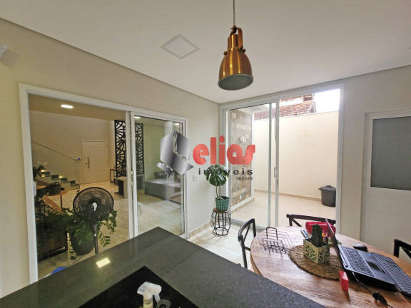 Imagem Casa com 3 Quartos à Venda, 170 m² em Vila Silva Pinto - Bauru Imagem Casa com 3 Quartos à Venda, 170 m² em Vila Silva Pinto - Bauru