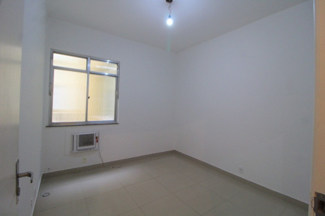 Imagem Apartamento com 3 Quartos para Alugar, 140 m² em Ipanema - Rio De Janeiro Imagem Apartamento com 3 Quartos para Alugar, 140 m² em Ipanema - Rio De Janeiro