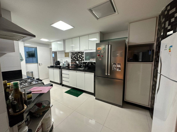 Imagem Apartamento com 3 Quartos à Venda, 128 m² em Parque Hotel - Araruama