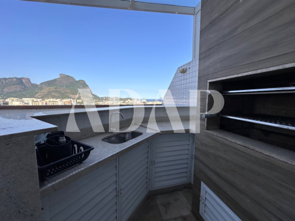 Imagem Cobertura com 3 Quartos à Venda, 222 m² em Barra Da Tijuca - Rio De Janeiro