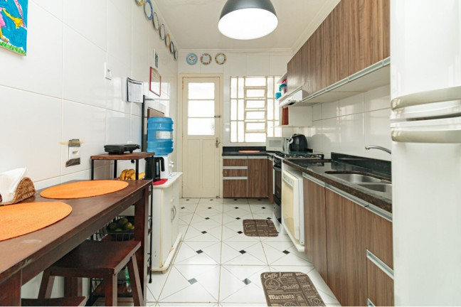 Imagem Apartamento com 3 Quartos à Venda, 117 m² em Petrópolis - Porto Alegre Imagem Apartamento com 3 Quartos à Venda, 117 m² em Petrópolis - Porto Alegre