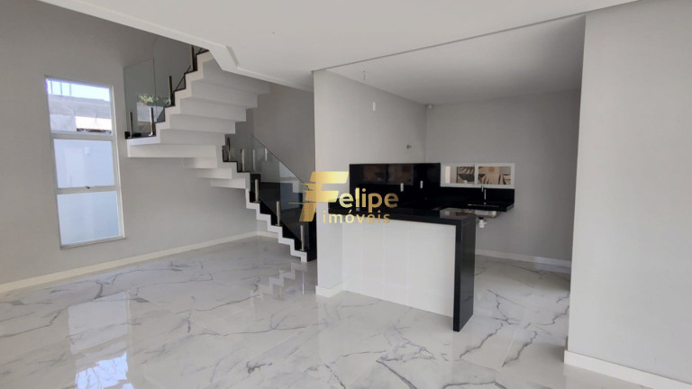 Imagem Casa com 3 Quartos à Venda, 240 m² em Itapebussu - Guarapari Imagem Casa com 3 Quartos à Venda, 240 m² em Itapebussu - Guarapari