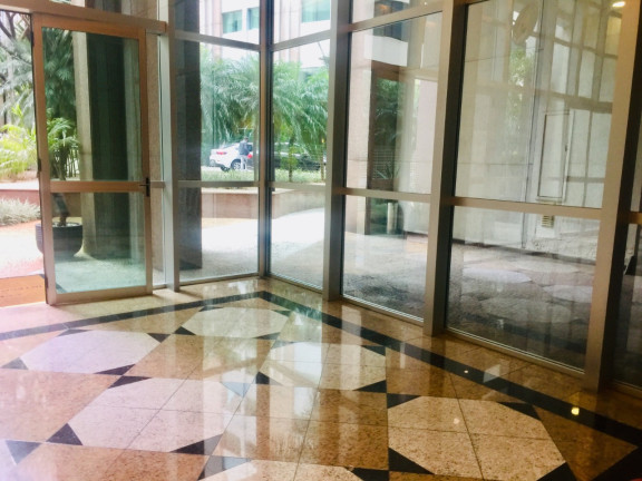 Imagem Sala Comercial à Venda ou Locação, 91 m² em Vila Olímpia - São Paulo