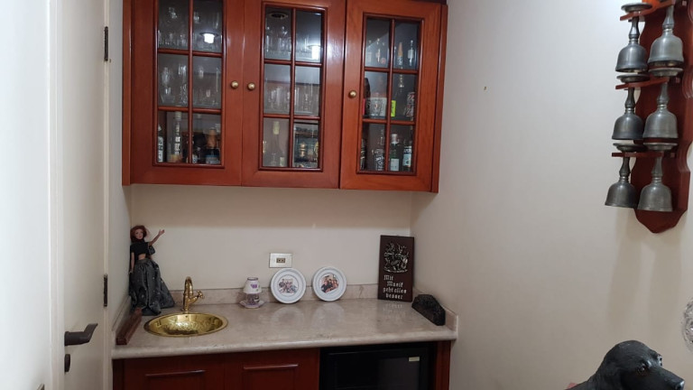 Imagem Apartamento com 4 Quartos à Venda, 194 m² em Campo Belo - São Paulo