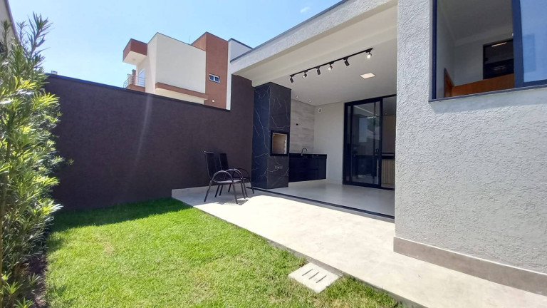 Imagem Casa com 3 Quartos à Venda, 250 m² em Loteamento Residencial Morada Do Visconde - Tremembé Imagem Casa com 3 Quartos à Venda, 250 m² em Loteamento Residencial Morada Do Visconde - Tremembé
