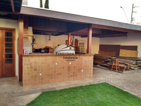 Imagem Sobrado com 3 Quartos à Venda, 390 m² em Jardim Bela Vista - Guaratinguetá Imagem Sobrado com 3 Quartos à Venda, 390 m² em Jardim Bela Vista - Guaratinguetá