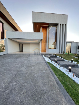 Imagem Casa com 3 Quartos à Venda, 149 m² em Parqville Pinheiros - Aparecida De Goiânia
