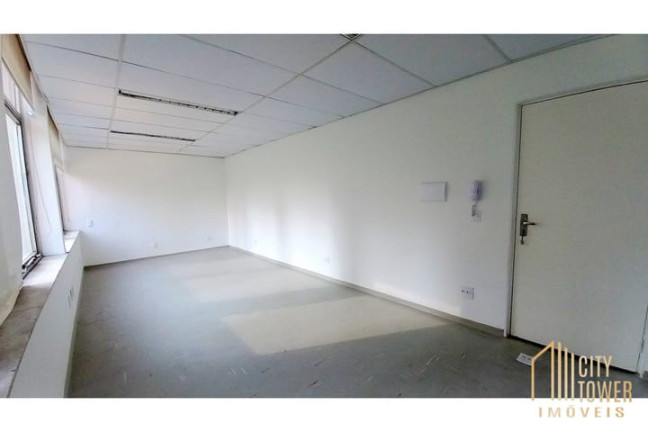 Imagem Sala Comercial à Venda, 29 m² em Itaim Bibi - São Paulo Imagem Sala Comercial à Venda, 29 m² em Itaim Bibi - São Paulo