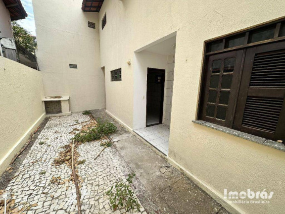 Imagem Casa com 4 Quartos para Alugar, 163 m² em Sapiranga - Fortaleza Imagem Casa com 4 Quartos para Alugar, 163 m² em Sapiranga - Fortaleza