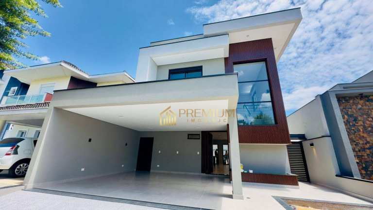 Sobrado com 3 Quartos à Venda, 240 m² em Urbanova - São José Dos Campos