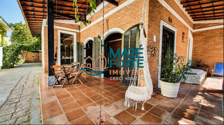 Casa com 4 Quartos à Venda, 240 m² em Tenório - Ubatuba