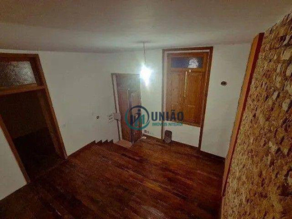Imagem Casa com 4 Quartos à Venda, 240 m² em Ingá - Niterói