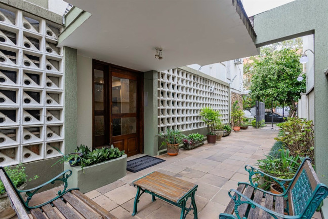 Imagem Apartamento com 2 Quartos à Venda, 80 m² em Petrópolis - Porto Alegre Imagem Apartamento com 2 Quartos à Venda, 80 m² em Petrópolis - Porto Alegre