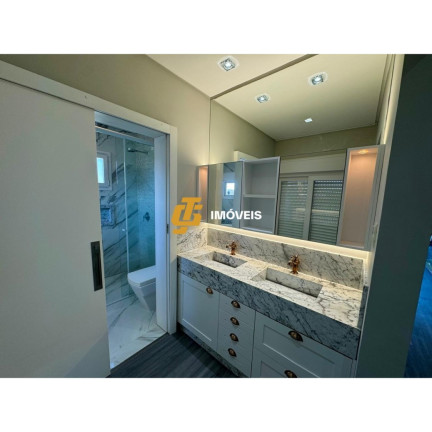 Imagem Casa com 3 Quartos à Venda, 289 m² em Caledônia - Camboriú Imagem Casa com 3 Quartos à Venda, 289 m² em Caledônia - Camboriú