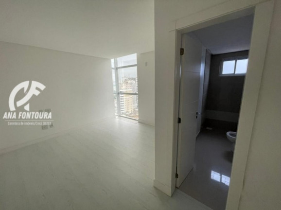 Imagem Apartamento com 3 Quartos à Venda, 133 m² em Centro - Balneário Camboriú