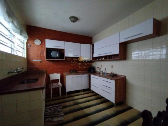 Imagem Casa com 5 Quartos à Venda, 210 m² em Agriões - Teresópolis