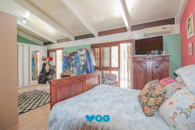 Imagem Casa com 3 Quartos à Venda, 344 m² em Chácara Das Pedras - Porto Alegre Imagem Casa com 3 Quartos à Venda, 344 m² em Chácara Das Pedras - Porto Alegre