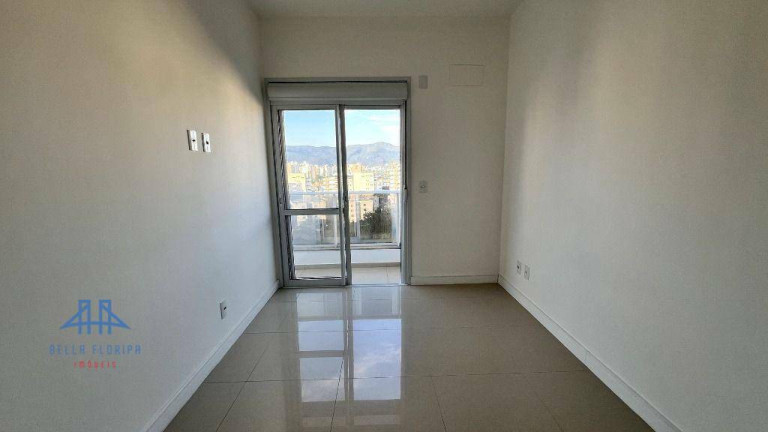 Imagem Apartamento com 2 Quartos à Venda, 74 m² em Itacorubi - Florianópolis Imagem Apartamento com 2 Quartos à Venda, 74 m² em Itacorubi - Florianópolis