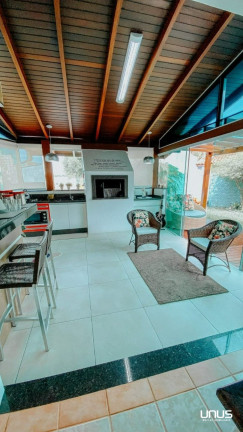 Imagem Casa com 3 Quartos à Venda, 409 m² em Bom Abrigo - Florianópolis