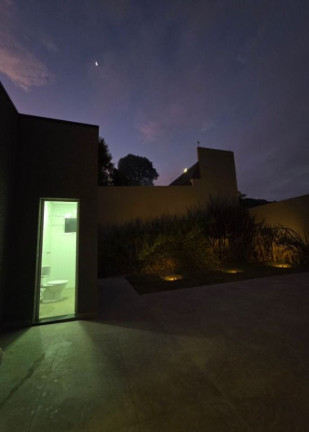Imagem Casa com 3 Quartos à Venda, 284 m² em Santo Inácio - Curitiba Imagem Casa com 3 Quartos à Venda, 284 m² em Santo Inácio - Curitiba