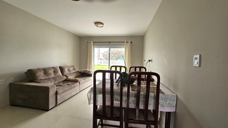 Imagem Casa com 4 Quartos à Venda, 130 m² em Praia Do Ervino - Sao Francisco Do Sul Imagem Casa com 4 Quartos à Venda, 130 m² em Praia Do Ervino - Sao Francisco Do Sul
