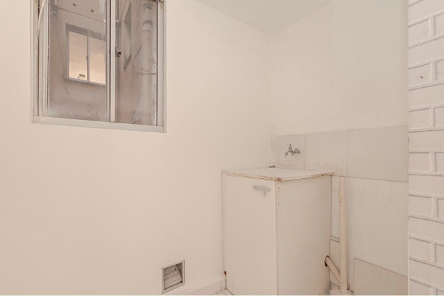 Imagem Imóvel com 2 Quartos à Venda, 38 m² em Glória - Porto Alegre Imagem Imóvel com 2 Quartos à Venda, 38 m² em Glória - Porto Alegre