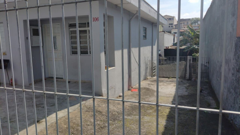 Imagem Casa com 4 Quartos à Venda, 300 m² em Jardim Santo Alberto - Santo André Imagem Casa com 4 Quartos à Venda, 300 m² em Jardim Santo Alberto - Santo André