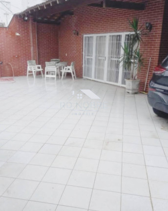 Casa com 5 Quartos à Venda, 260 m² em Enseada - Guarujá