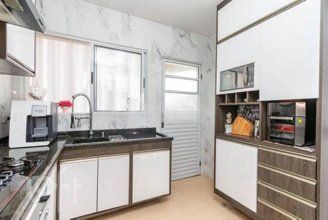Imagem Sobrado com 3 Quartos à Venda, 180 m² em Boqueirão - Curitiba Imagem Sobrado com 3 Quartos à Venda, 180 m² em Boqueirão - Curitiba