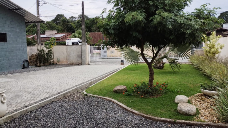 Imagem Casa com 4 Quartos à Venda, 284 m² em Espinheiros - Joinville