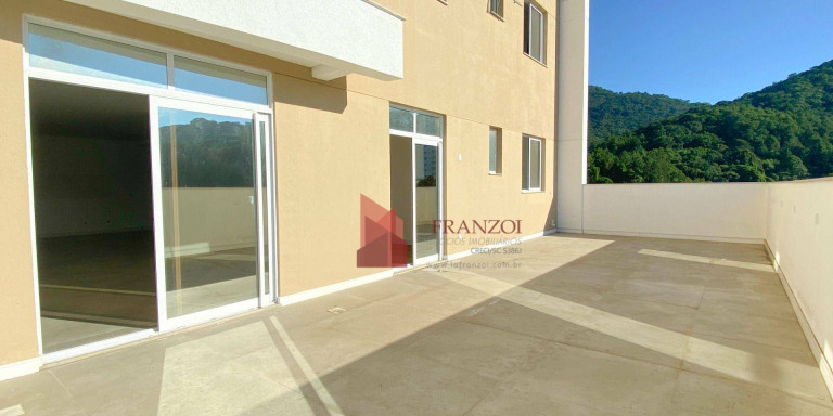 Apartamento com 3 Quartos para Alugar, 149 m² em Fazenda - Itajaí