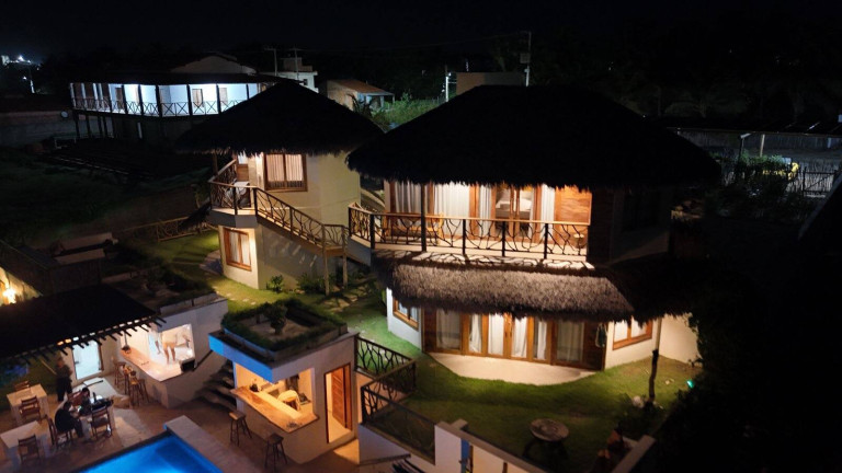 Imagem Imóvel Comercial à Venda, 352 m² em Praia De Caetanos - Amontada Imagem Imóvel Comercial à Venda, 352 m² em Praia De Caetanos - Amontada