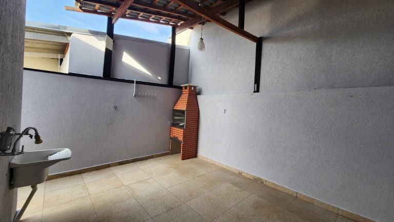 Imagem Casa com 2 Quartos à Venda, 125 m² em Residencial Estoril - Taubaté Imagem Casa com 2 Quartos à Venda, 125 m² em Residencial Estoril - Taubaté