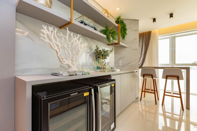 Imagem Apartamento com 3 Quartos à Venda, 164 m² em Pioneiros - Balneário Camboriú Imagem Apartamento com 3 Quartos à Venda, 164 m² em Pioneiros - Balneário Camboriú