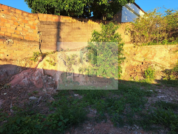 Imagem Terreno à Venda, 390 m² em Londrina - Santa Luzia Imagem Terreno à Venda, 390 m² em Londrina - Santa Luzia